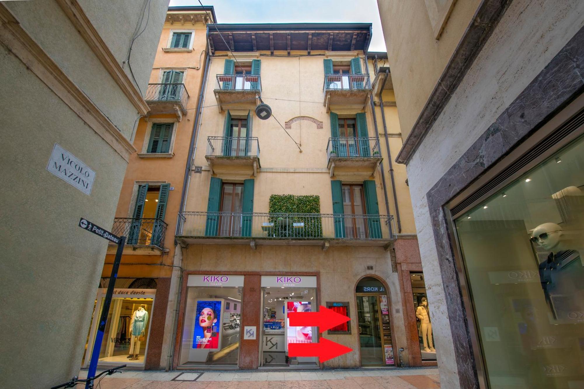 Palace Home Mazzini Verona Center Exterior foto